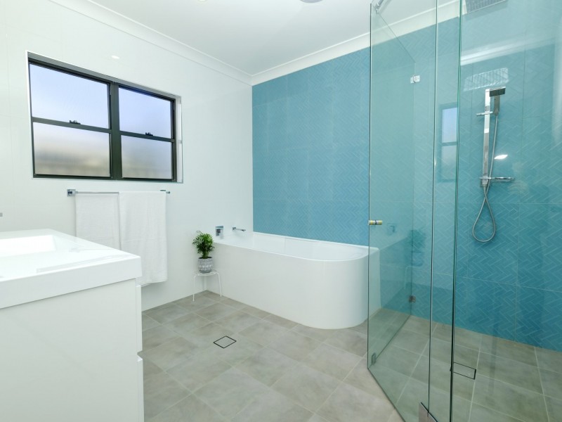 15 Hillside Terrace, Black Head NSW 2430