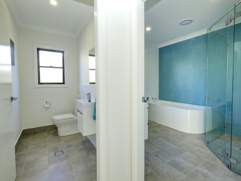 15 Hillside Terrace, Black Head NSW 2430