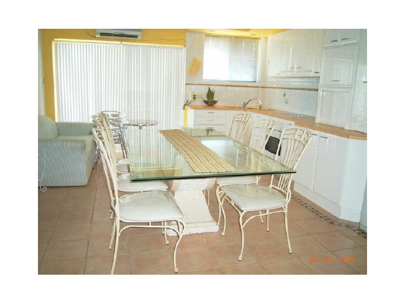 7/31 CARINYA GARDENS, Head St, Forster NSW 2428