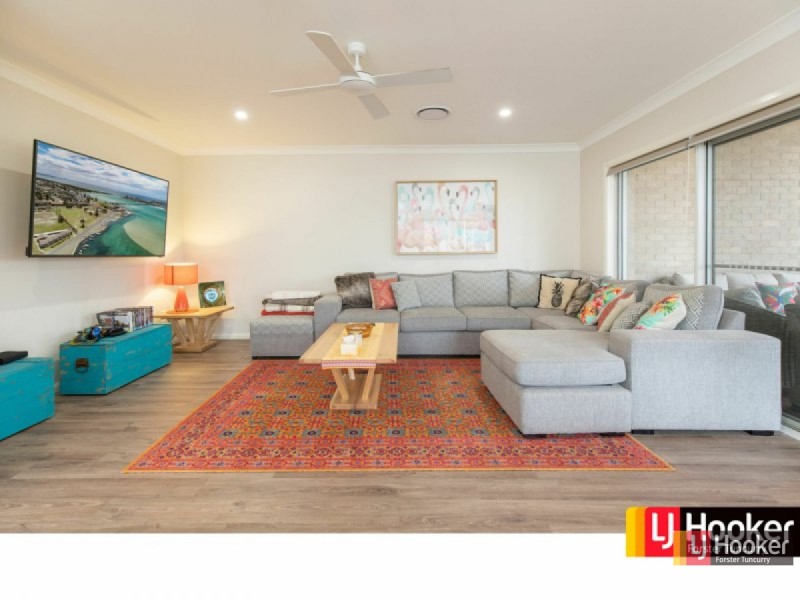 9 The Sand Trap, Tallwoods Village NSW 2430