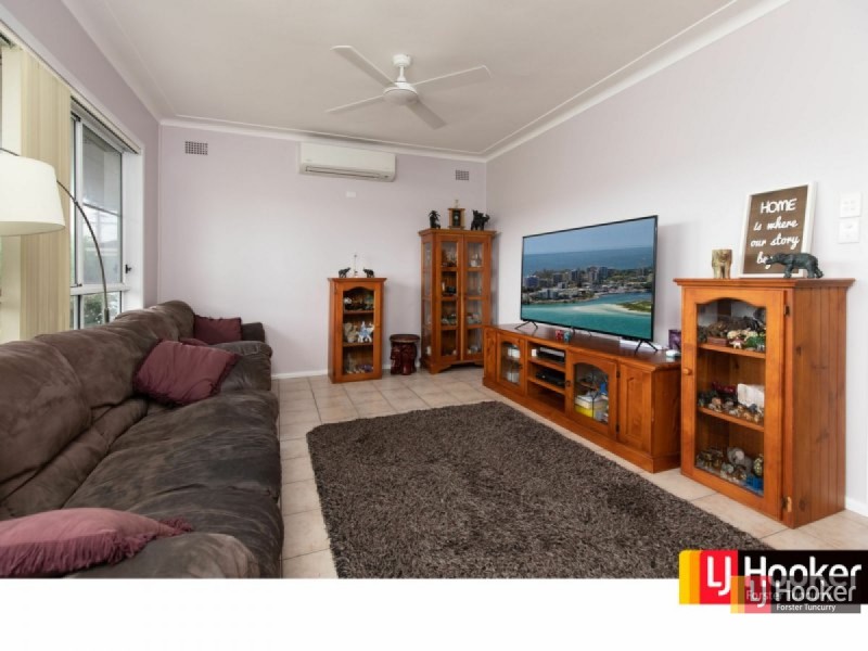 10 South Street, Tuncurry NSW 2428