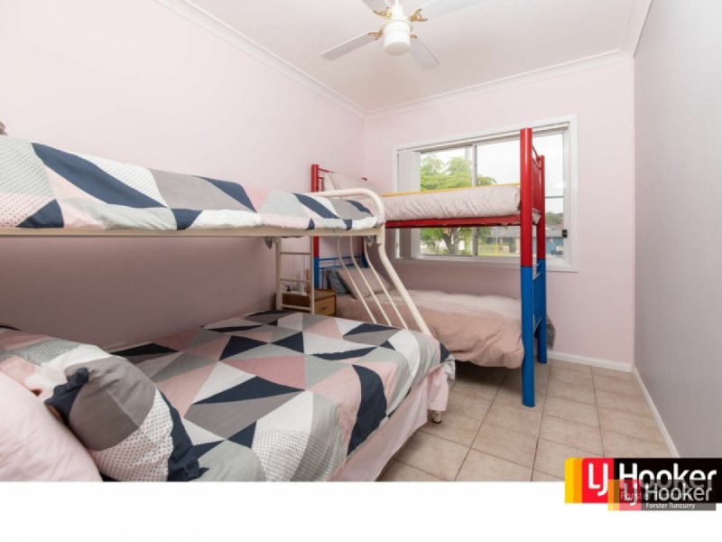 10 South Street, Tuncurry NSW 2428