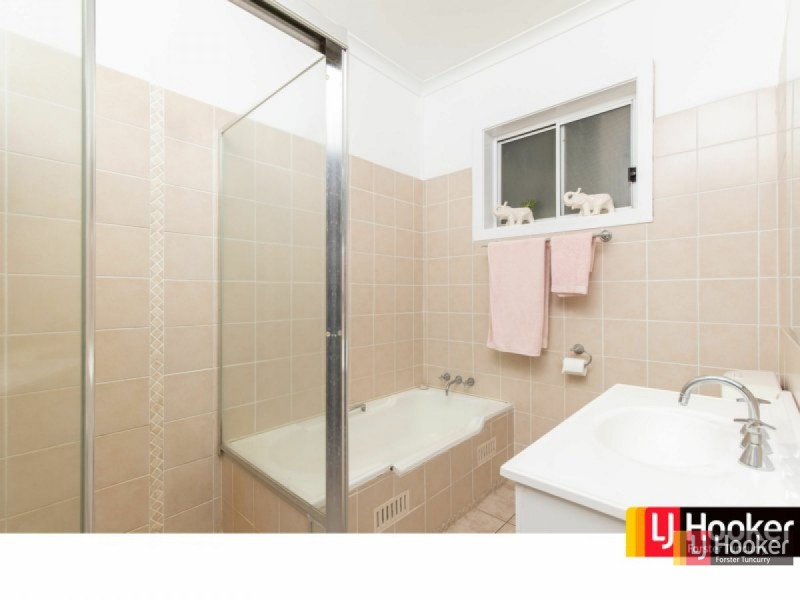 10 South Street, Tuncurry NSW 2428