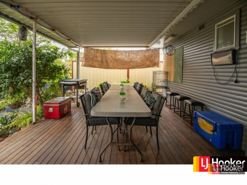 10 South Street, Tuncurry NSW 2428