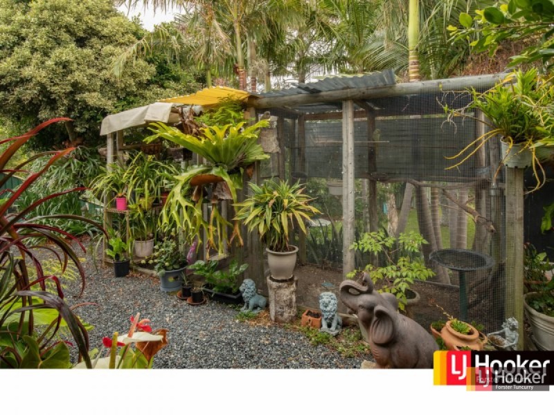 10 South Street, Tuncurry NSW 2428