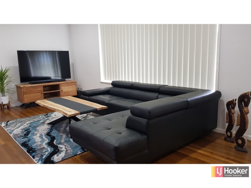 6 Kent Street, Tuncurry NSW 2428