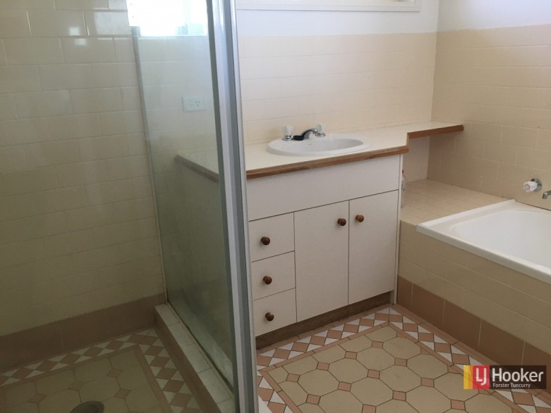 1/1 Bright Street, Forster NSW 2428