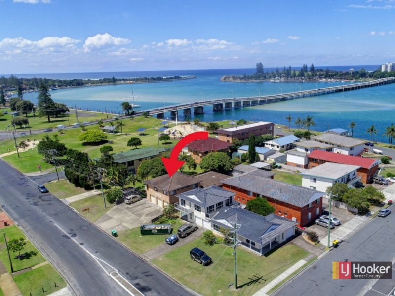 1/6 Point Road, Tuncurry NSW 2428