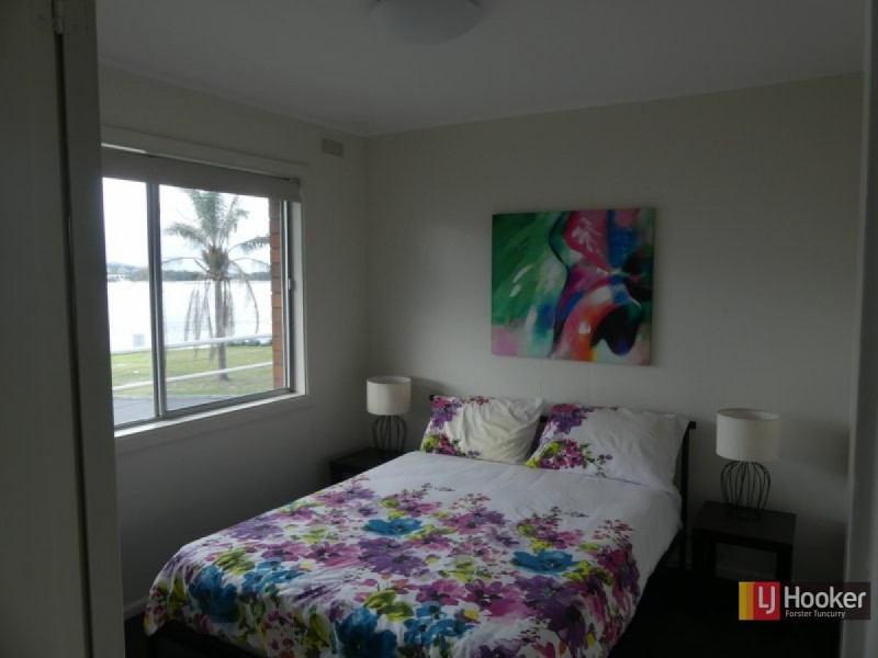 4/4 Palm Street, Tuncurry NSW 2428
