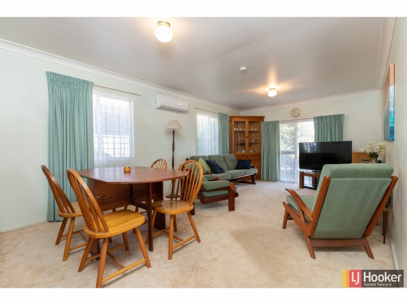 68 The Lakes Way, Forster NSW 2428