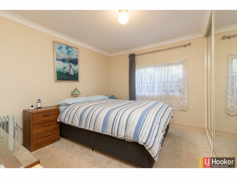 68 The Lakes Way, Forster NSW 2428