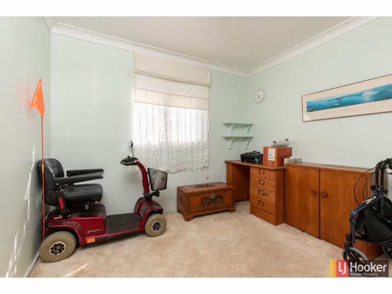 68 The Lakes Way, Forster NSW 2428
