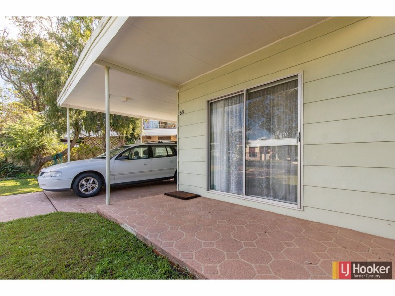68 The Lakes Way, Forster NSW 2428