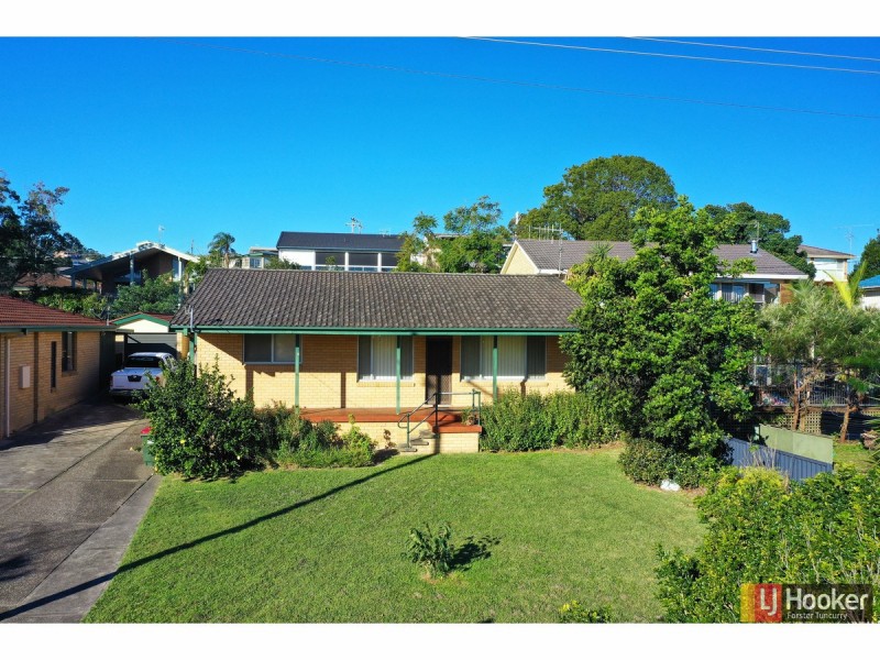 18 Boundary Street, Forster NSW 2428