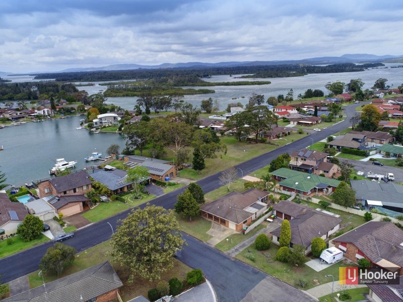 2 Jonnel Place, Tuncurry NSW 2428