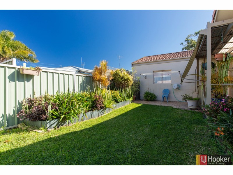 27a Bent Lane, Tuncurry NSW 2428