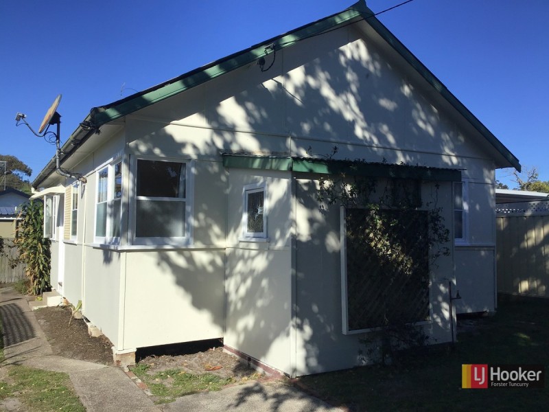 3/10 Douglas Avenue, Forster NSW 2428
