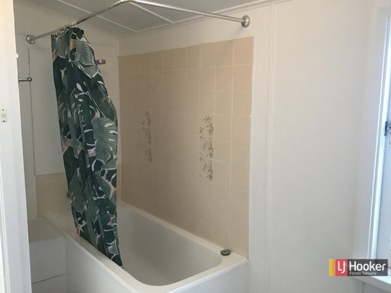 3/10 Douglas Avenue, Forster NSW 2428