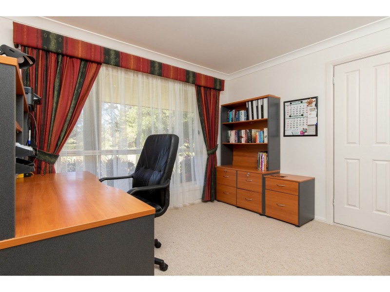 32 Tulloch Road, Tuncurry NSW 2428