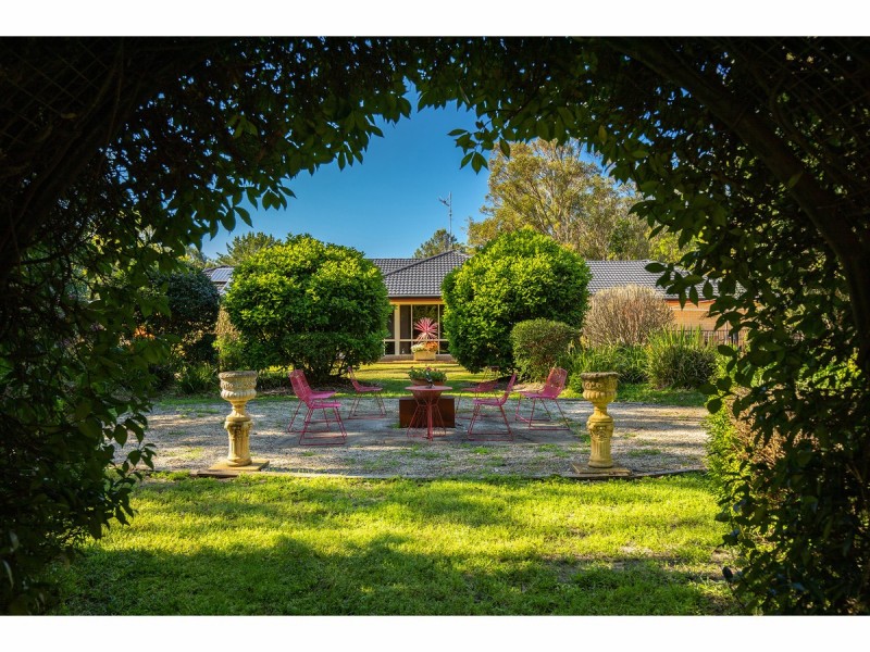 32 Tulloch Road, Tuncurry NSW 2428