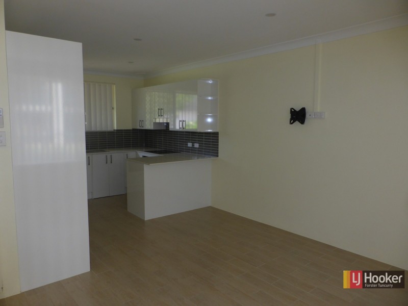 10/27 Wallis Street, Forster NSW 2428