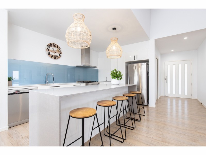 15 Coastal View Drive, Tallwoods Village NSW 2430