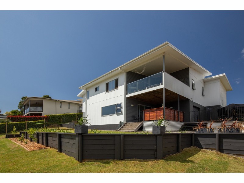 15 Coastal View Drive, Tallwoods Village NSW 2430