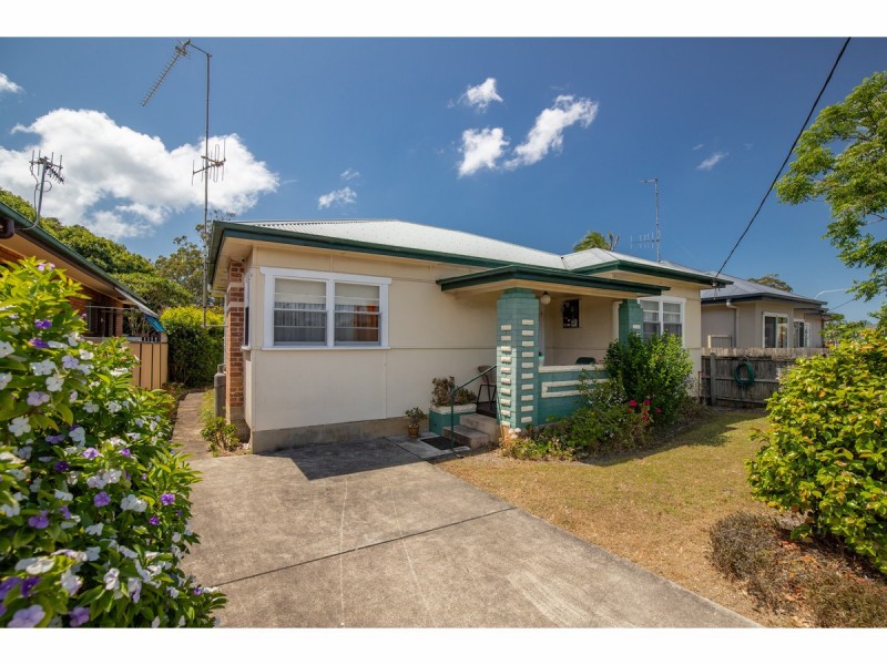 78 The Lakes Way, Forster NSW 2428