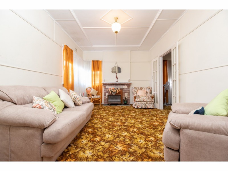 78 The Lakes Way, Forster NSW 2428