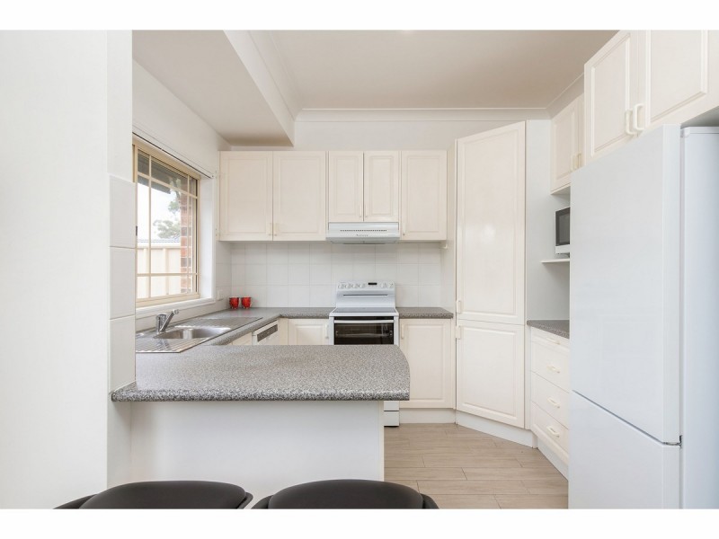2/35 Wallis Street, Tuncurry NSW 2428