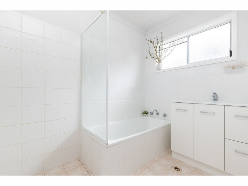 38 Seabreeze Parade, Green Point NSW 2428