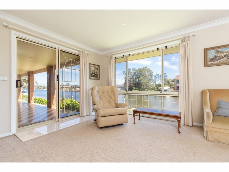 6 The Cove, Forster NSW 2428
