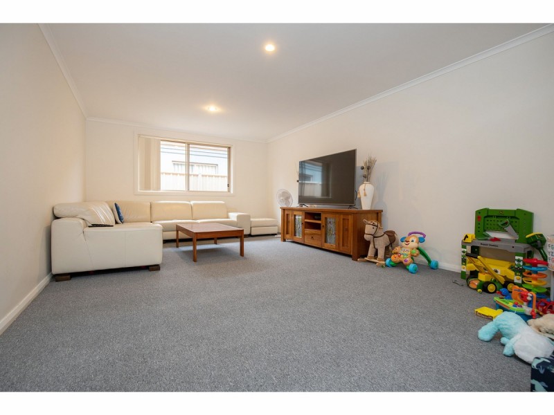 27 Nuwarra Circuit, Forster NSW 2428