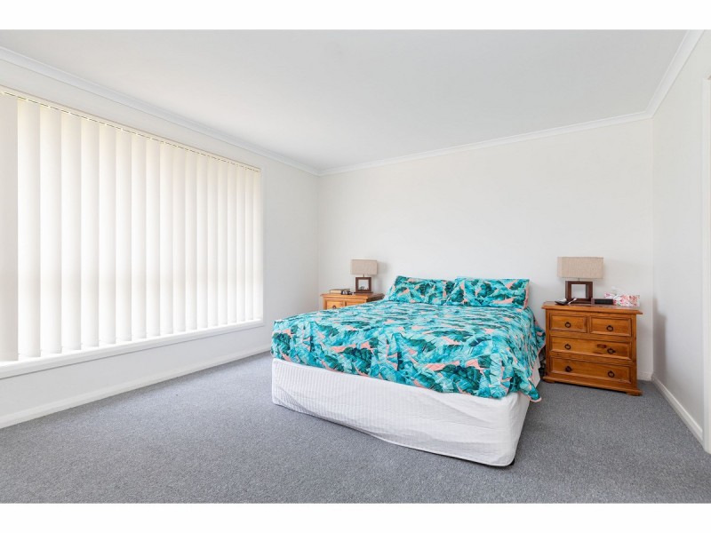 27 Nuwarra Circuit, Forster NSW 2428