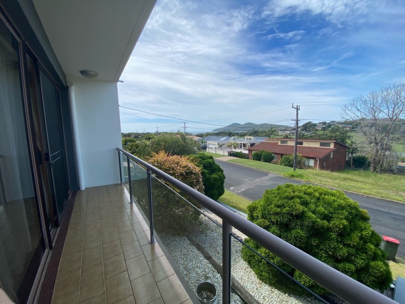 1/7 Colliton Parade, Forster NSW 2428