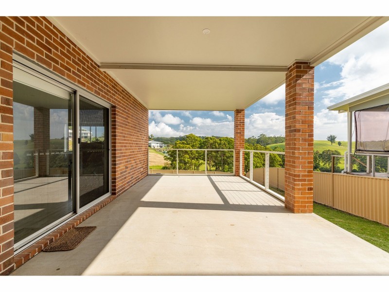 26 Eastern Valley Way, Tallwoods Village NSW 2430