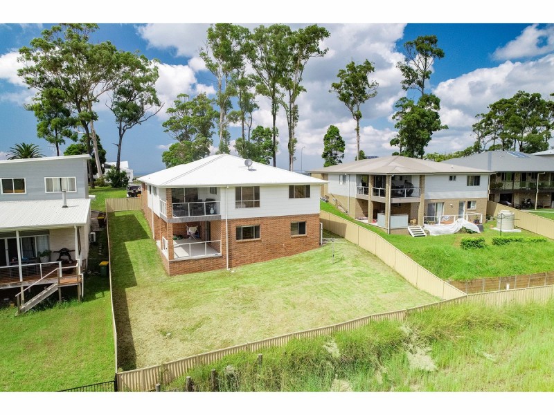 26 Eastern Valley Way, Tallwoods Village NSW 2430