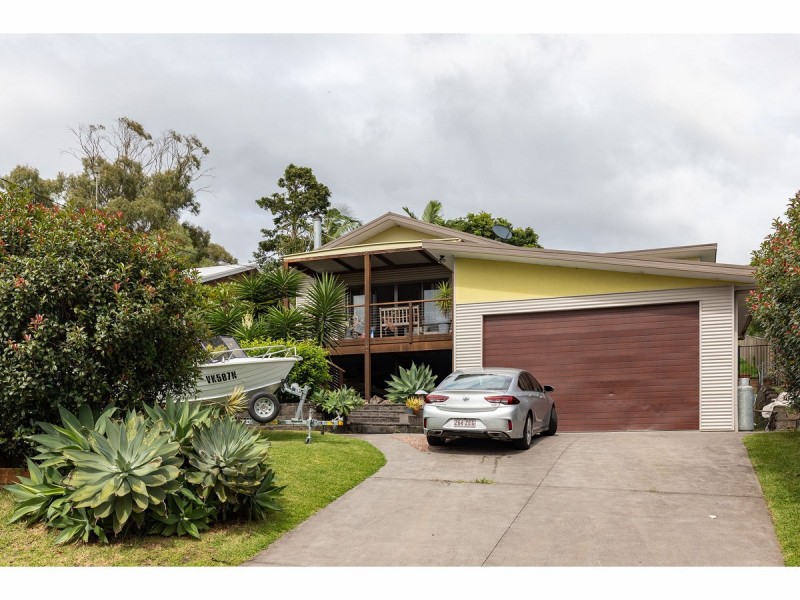 79 Seabreeze Parade, Green Point NSW 2428