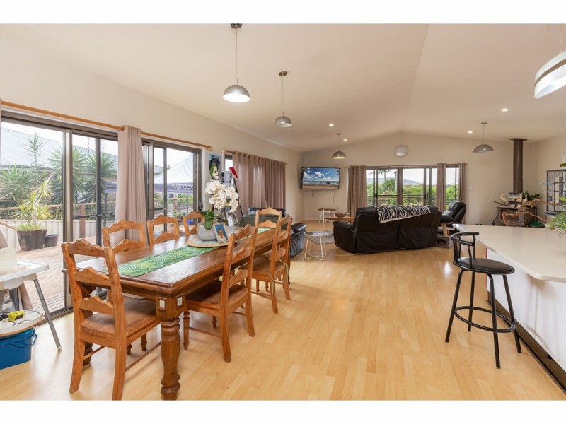 79 Seabreeze Parade, Green Point NSW 2428