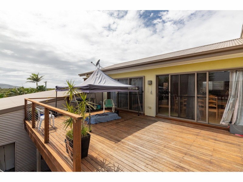 79 Seabreeze Parade, Green Point NSW 2428