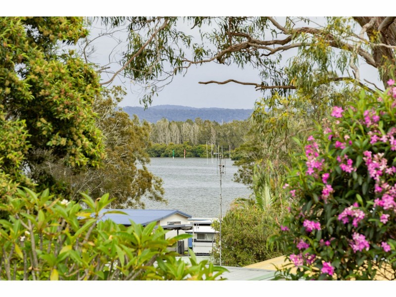18 Greenview Close, Forster NSW 2428