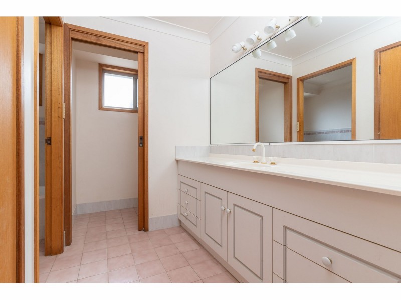 18 Greenview Close, Forster NSW 2428