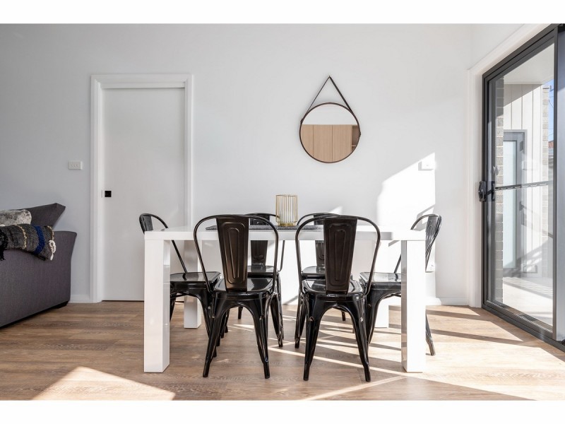 2/84 Macintosh Street, Forster NSW 2428