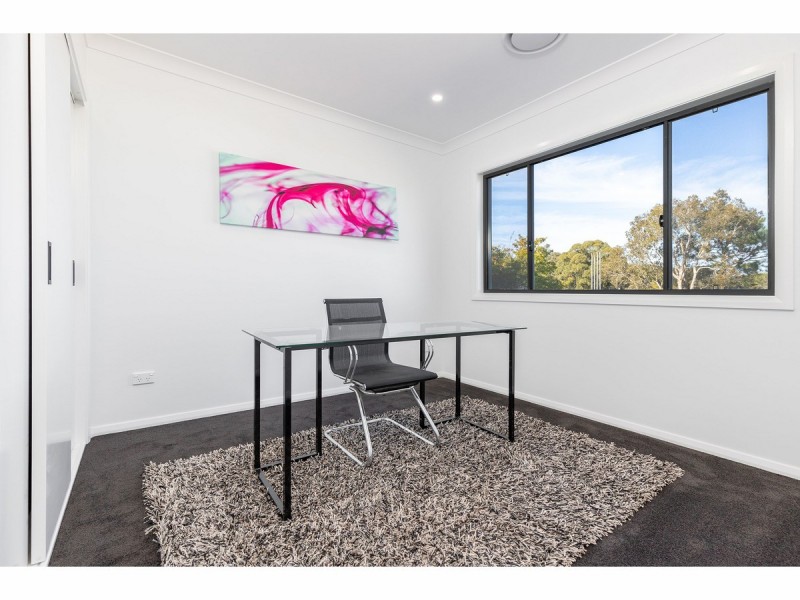 2/84 Macintosh Street, Forster NSW 2428