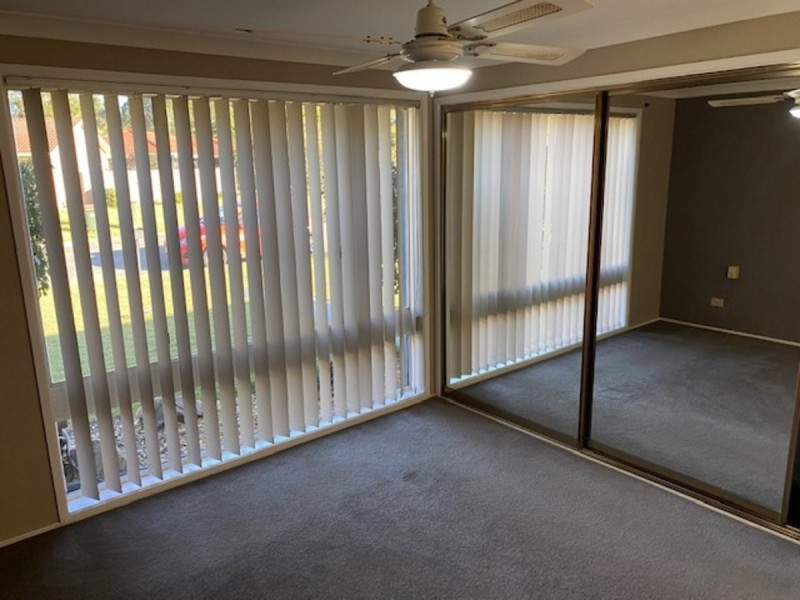 1 Royal Close, Forster NSW 2428