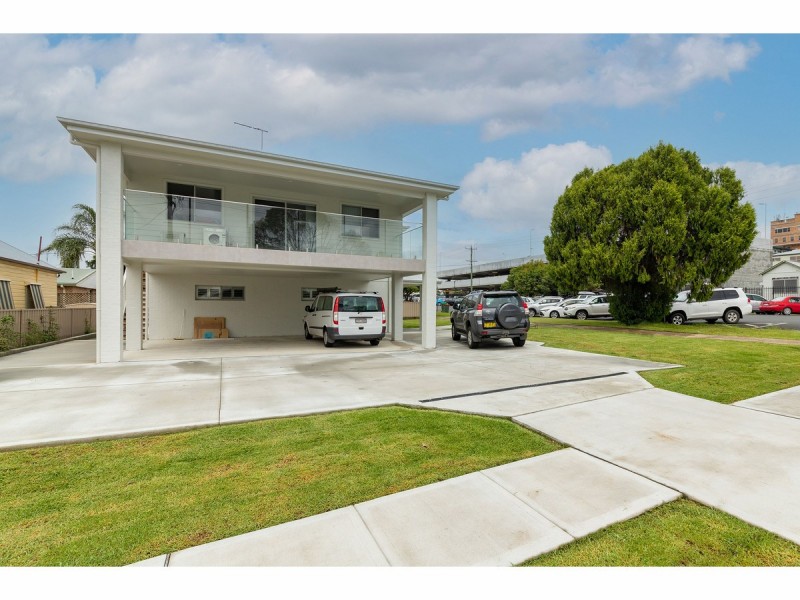 83 Pulteney Street, Taree NSW 2430