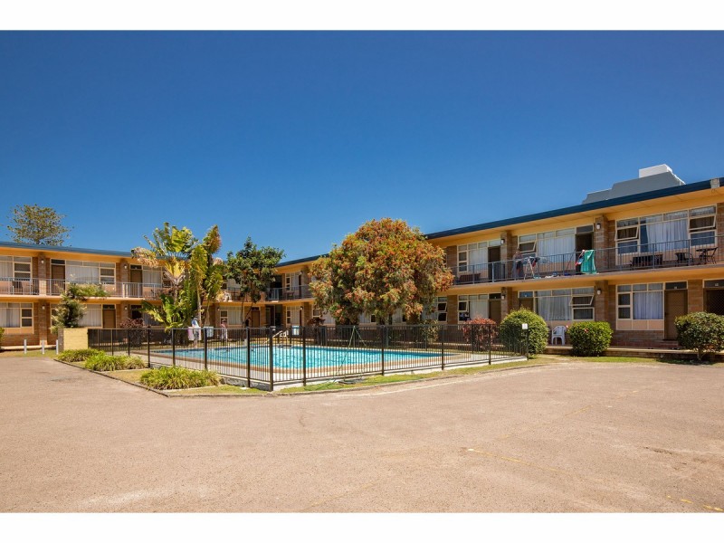 2/22 Wallis Street, Forster NSW 2428
