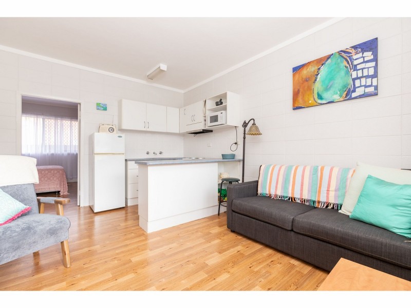 2/22 Wallis Street, Forster NSW 2428