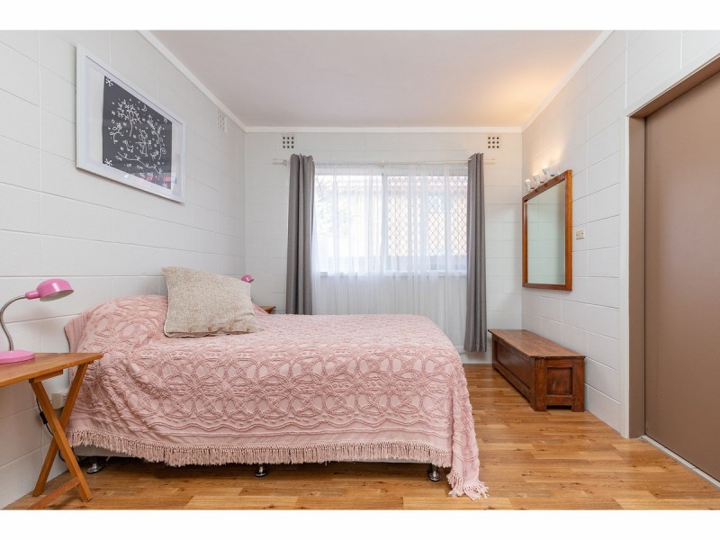 2/22 Wallis Street, Forster NSW 2428