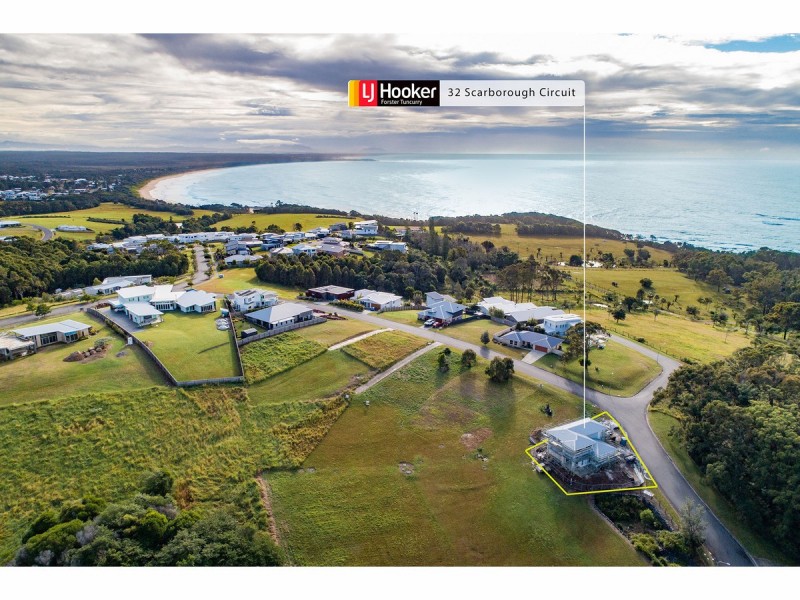 32 Scarborough Circuit, Red Head NSW 2430